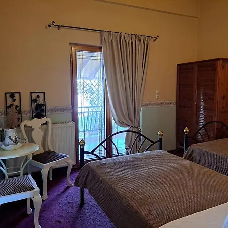 Elenis 190sqmeter With Private Parking And Garden 10min Away From Centre Thessaloniki