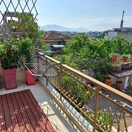 Elenis 190sqmeter With Private Parking And Garden 10min Away From Centre * Thessaloniki